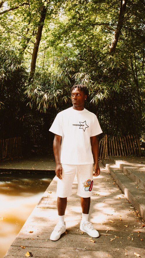 BASICS TEE